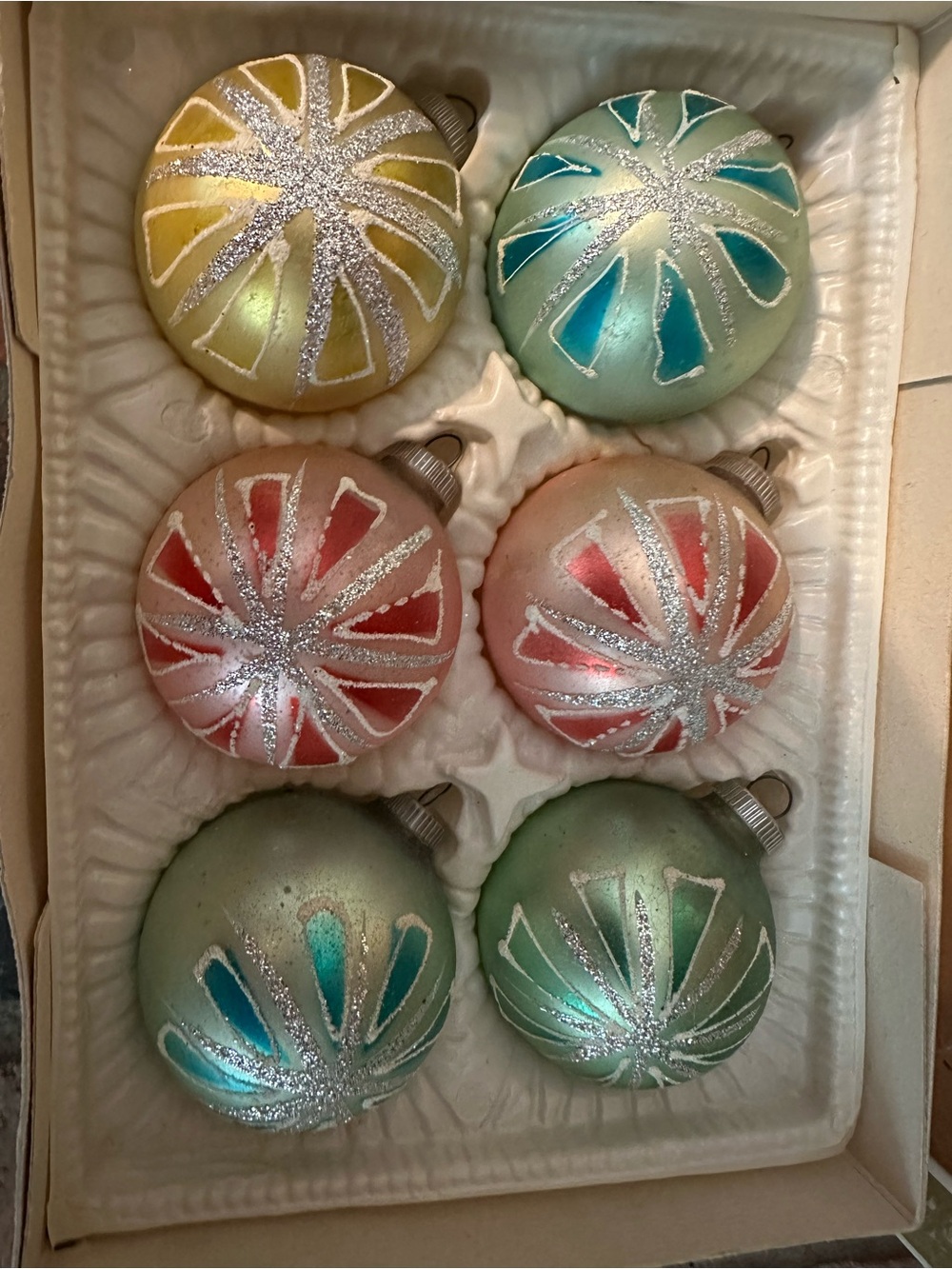Vintage S S Kresge West Germany Hand Painted Christmas Glass Ornaments Glitter - Picture 7 of 16